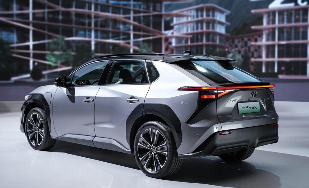 Toyota, BYD, FAW, Tesla, Model 3