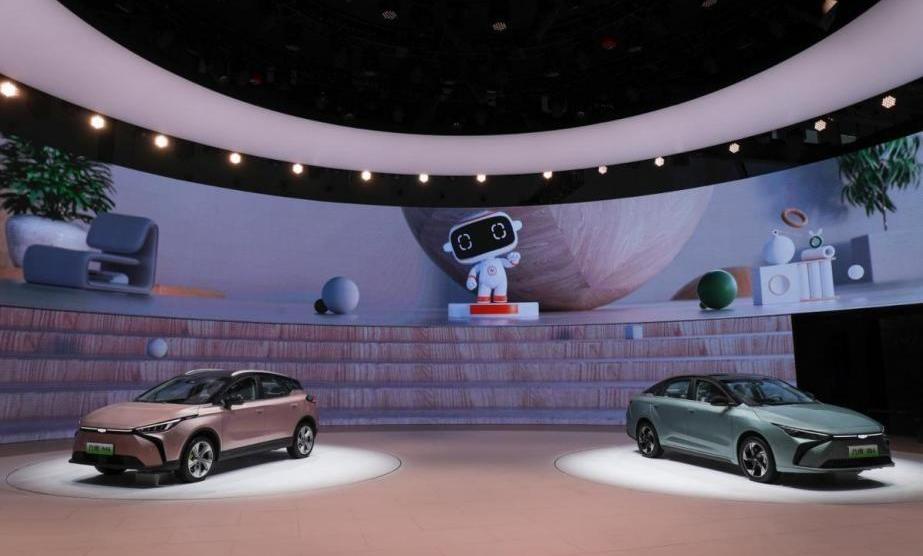 Geometric G6, Geometric Automobile, Geometric M6, Geometric E