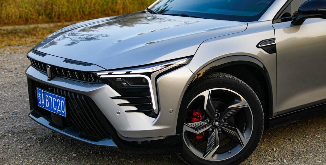 Pentium, Pentium B70S, Pentium B70, FAW, Great Wall