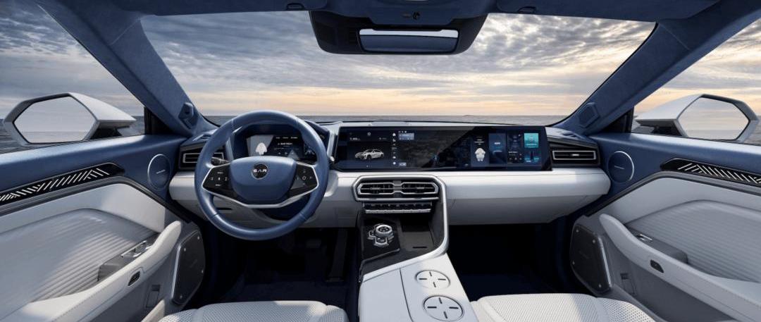 Salon car, Mechelosaurus, Man