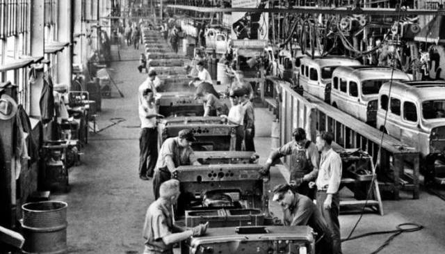 Tesla, Ford, Toyota, Century M5