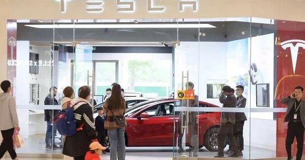 Tesla, Model Y,Model 3, found