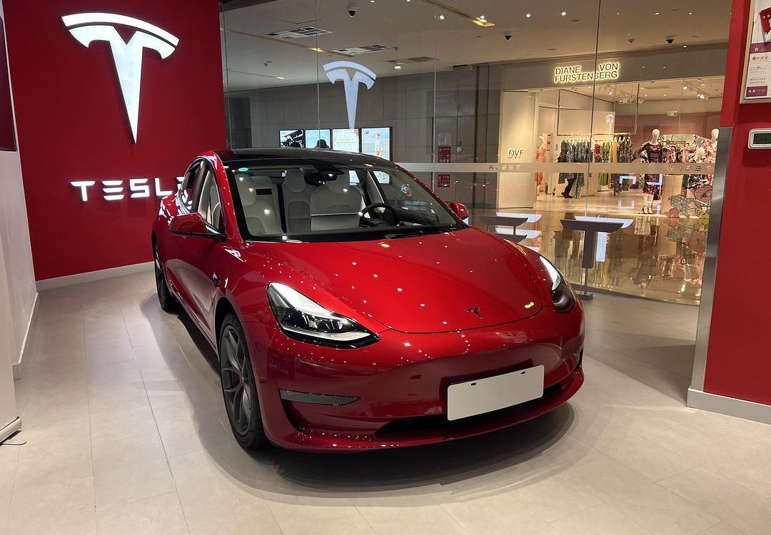 Tesla, Beijing