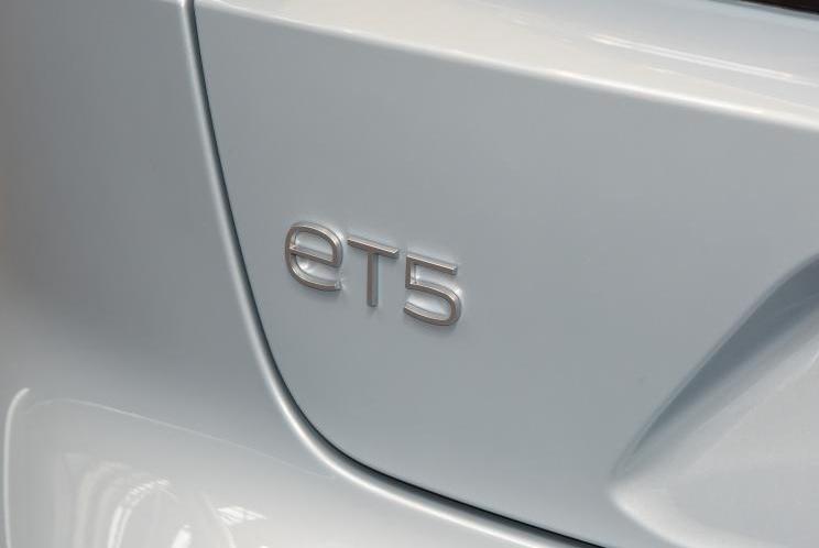 weilai, weilai ET5, weilai es8