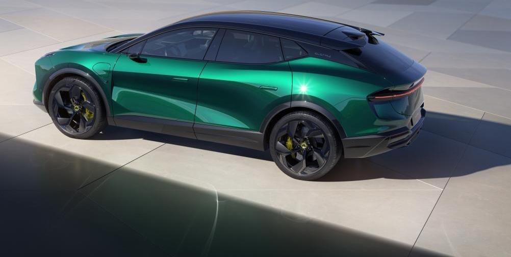 Lotus, Discovery, Model X, Tesla