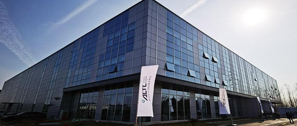 Audi, Alfa Romeo, Audi R8, McLaren