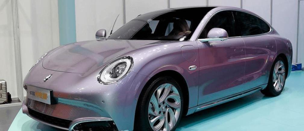 Tanks, Tucki, Haval, Mechelosaurus, Tesla