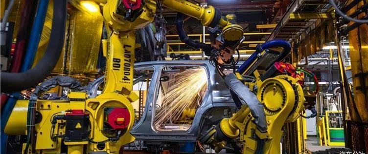 Century, Ford, Volkswagen, Man, Toyota