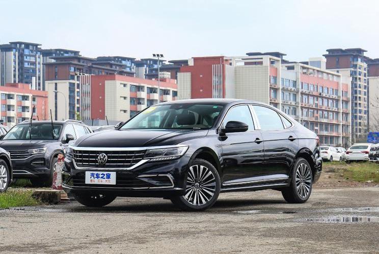 Volkswagen, Golf, Passat, Audi, Toyota