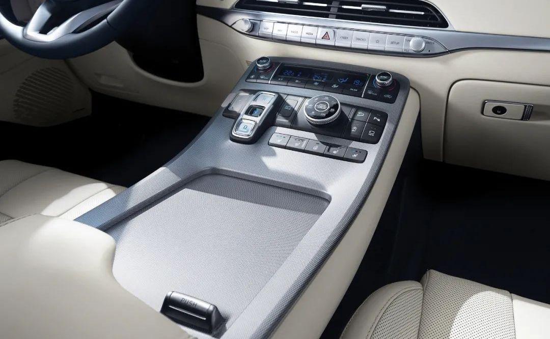 Modern, Paris Emperor, Shengda, Highlander, Touran