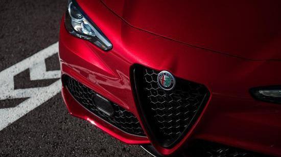 Alfa Romeo, Jeep, herdsman, Giulia, Ferrari