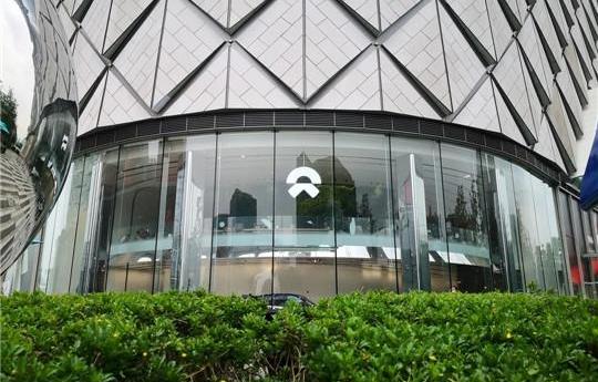 Weilai, Model Y, Discovery, Tesla, Model 3