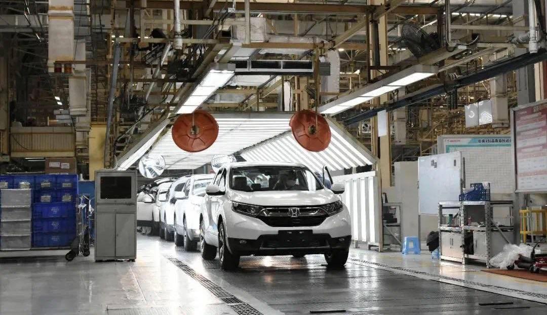 Han, Dongfeng, Honda, Nissan, Mercedes