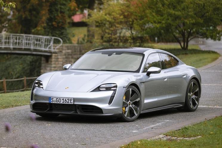 Porsche, Taycan, Porsche 911, panamera