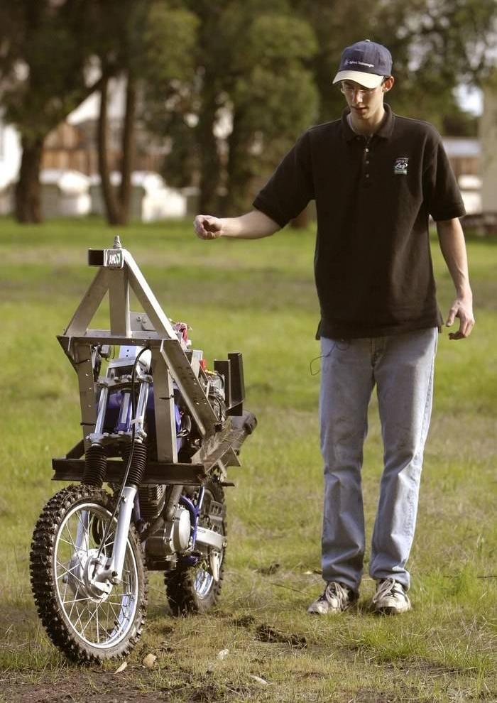 Century, Toyota, Discovered