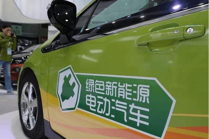 Mercedes-Benz, Beijing, Peugeot, Dongfeng, Camel