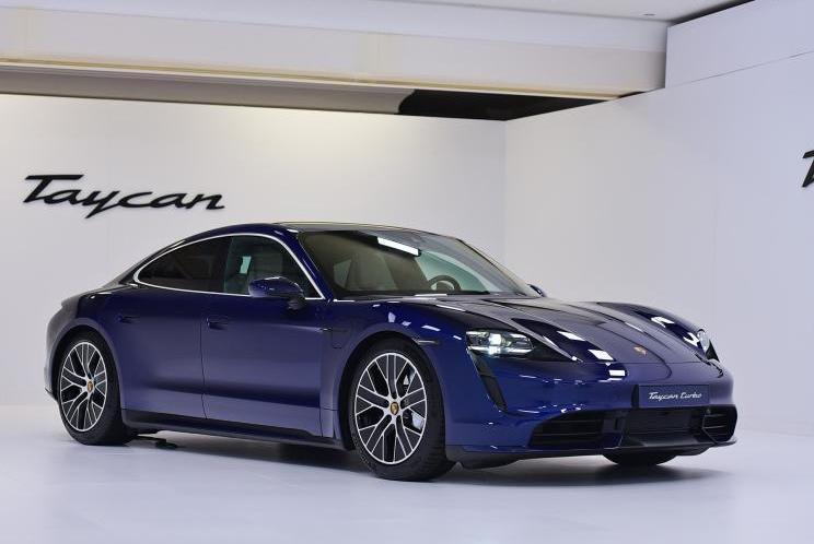 Macan,Taycan, Porsche, Audi, Volkswagen