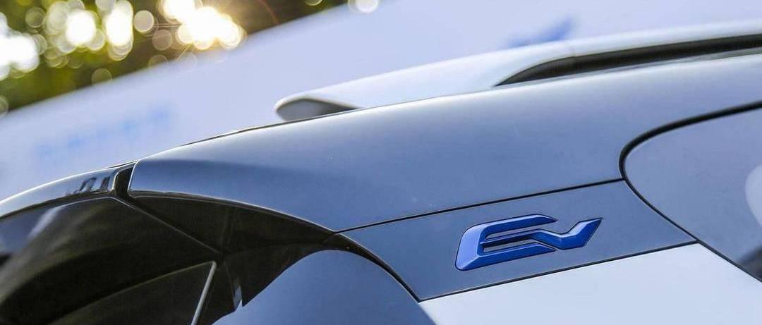 Discovery, Jianghuai, Tesla, Model S