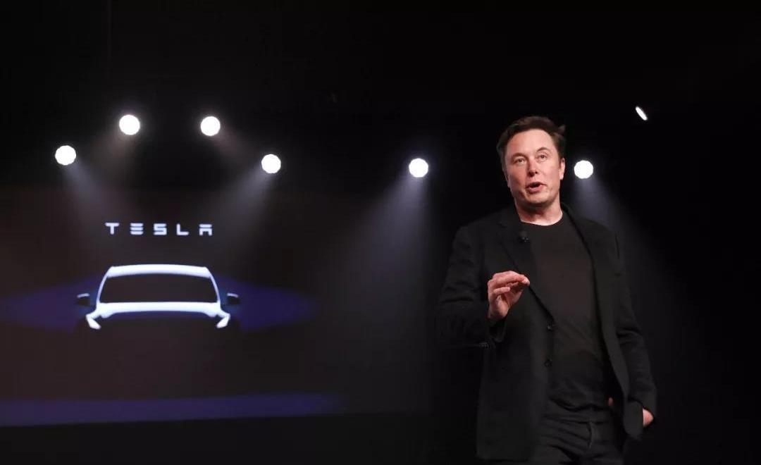 Tesla, Bentley, Fox, Land Rover, Iron Man