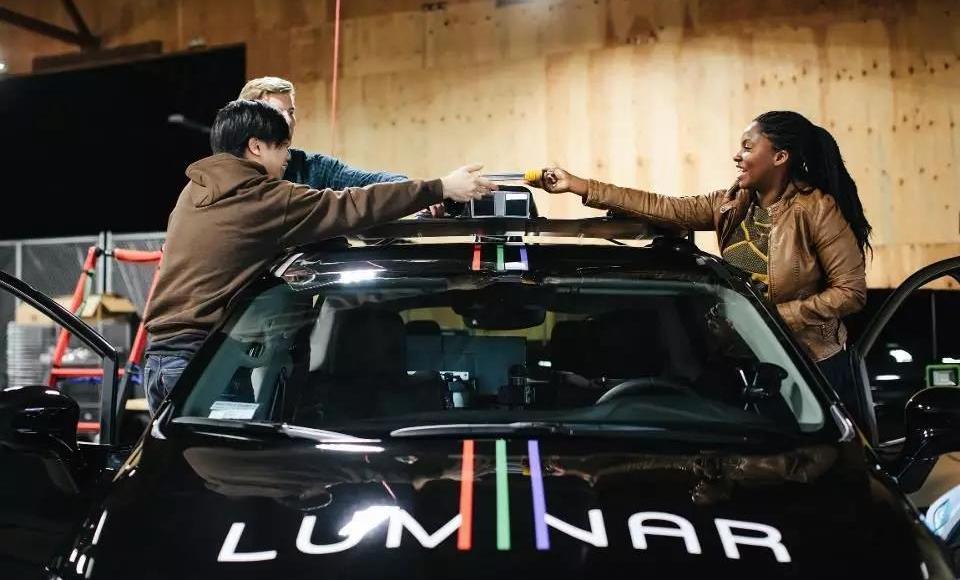 Tesla, Discovery, Volkswagen, Ford, Audi