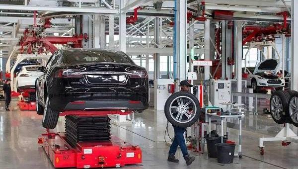 Tesla, Model 3,Model X,Model S, Toyota