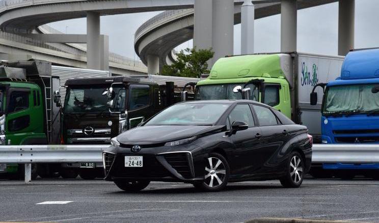 雷克薩斯,雷克薩斯LS,豐田