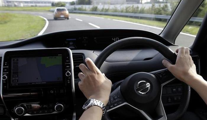 Tesla, Discovery, Nissan, Audi, BMW