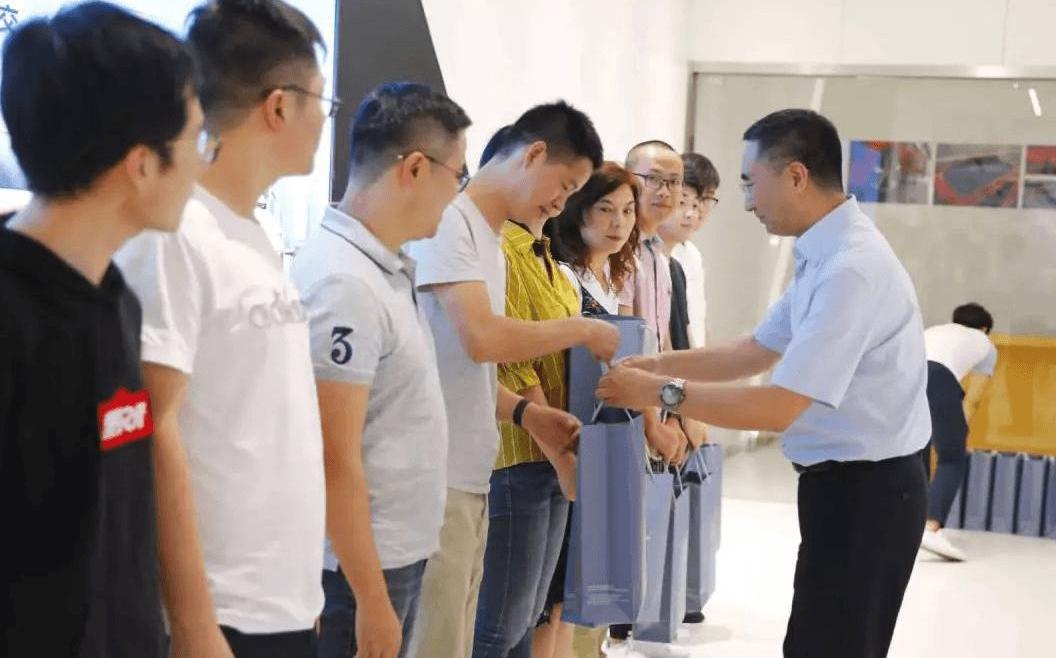 Zero Run S01, Mercedes-Benz, Porsche, Alfa Romeo, Discovery