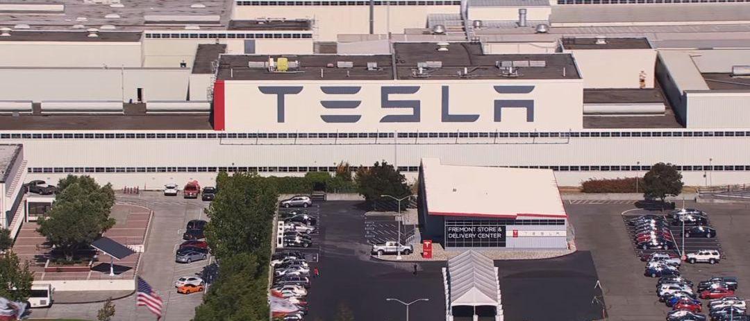 Tesla, Model S,Model 3,Model Y, co-creation