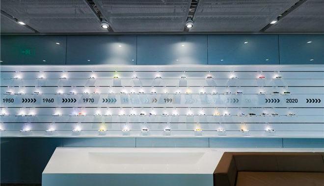 Porsche, concept, modernity, man