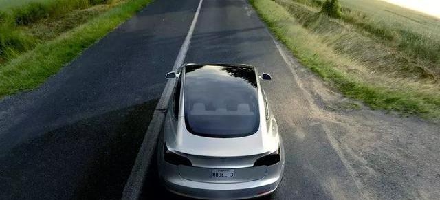 Tesla, Discovery, Iron Man, Model 3