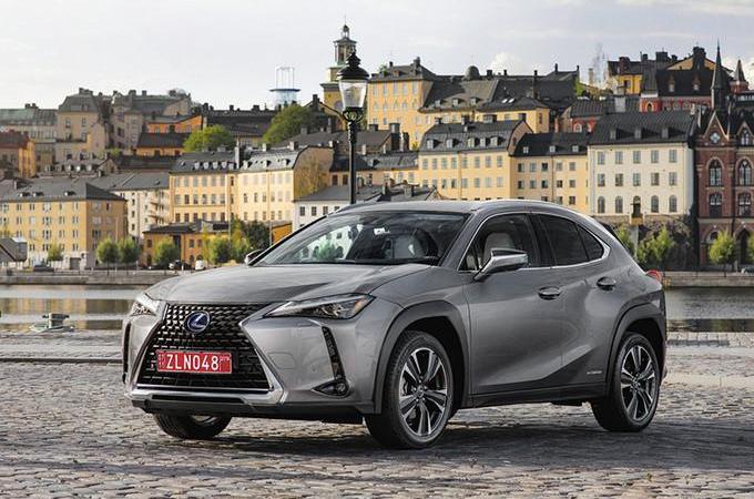 Lexus, Toyota