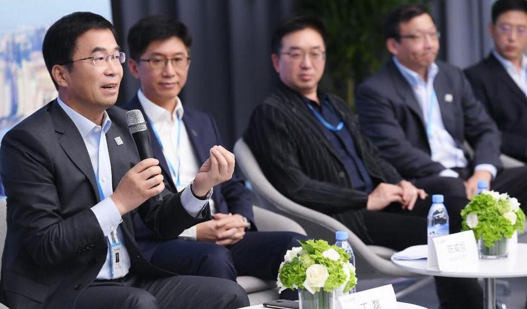 Volkswagen, Jaguar, Land Rover, Dafa, Santana