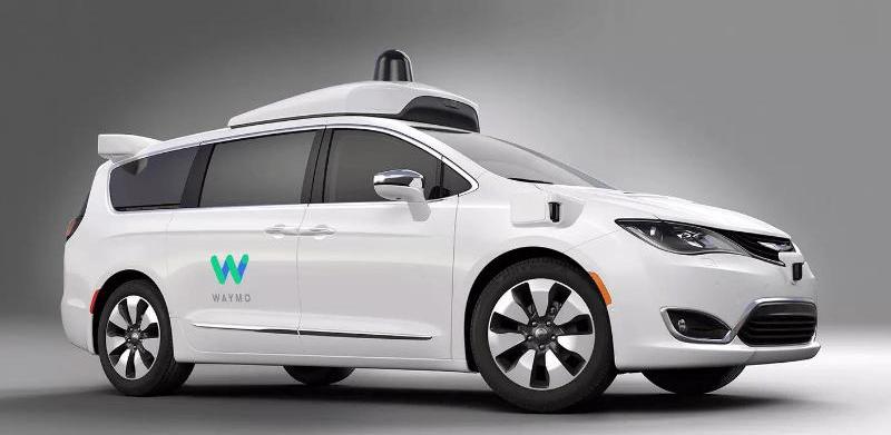 Discovery, Tesla, Model X