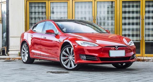 Tesla, Volvo, Volvo XC40, MG, Roewe