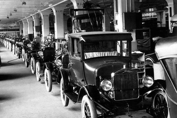 Volkswagen, Golf, Toyota, Ford, Touran