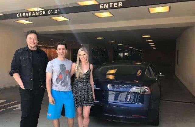 Tesla, Model 3, found