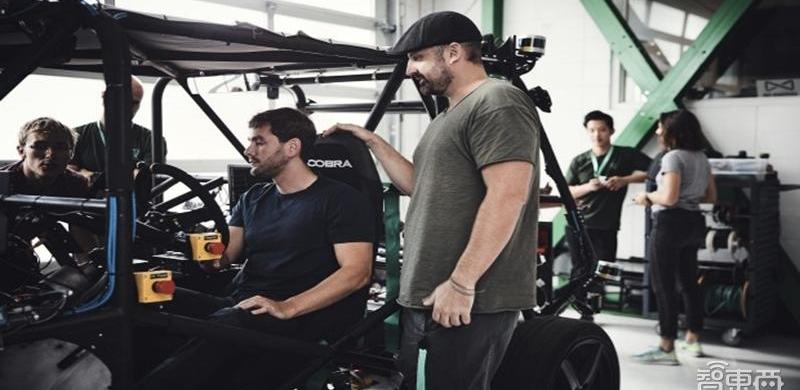 Tesla, Discovery, Honda, BMW, Ferrari