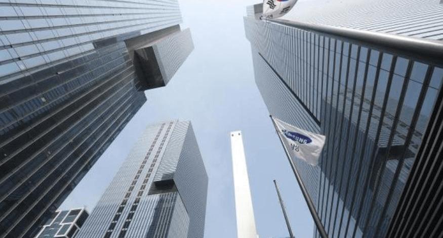 Volkswagen, Nissan, Man, Remote