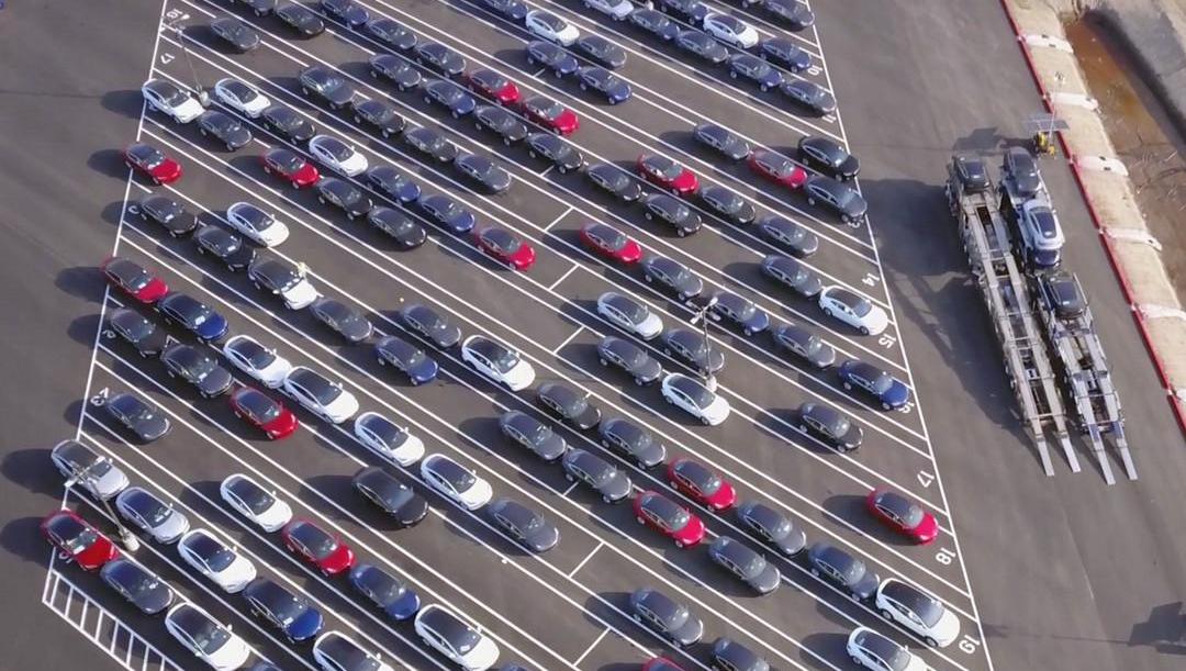 Model 3, Tesla, Nissan, Iron Man 