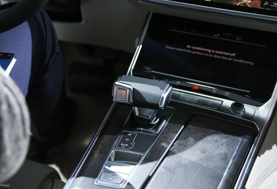 奧迪,奧迪A6L,奧迪A6,奔馳,寶馬5系