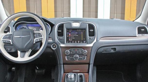 奧迪A6L,奧迪,奧迪A6,奔馳,寶馬5系