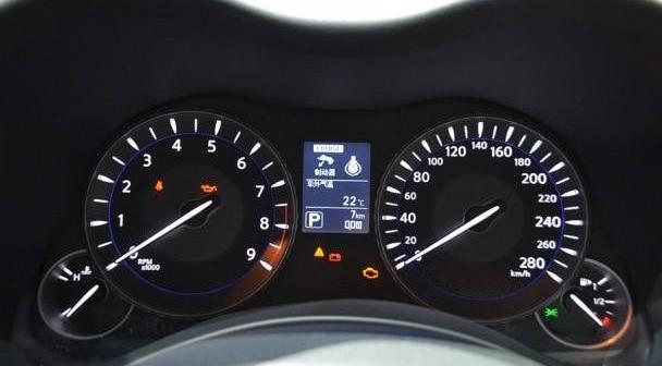 英菲尼迪,奧迪A6L,奧迪,奧迪A6,奔馳