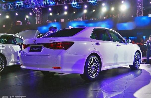 皇冠,豐田,奧迪A6L,奧迪,奧迪A6