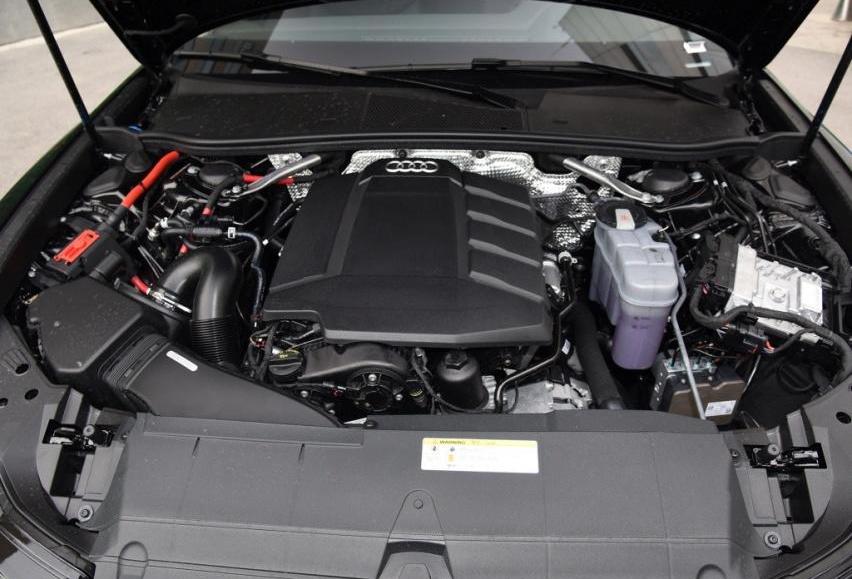 奔馳,寶馬,奧迪,奔馳E級,奧迪A6