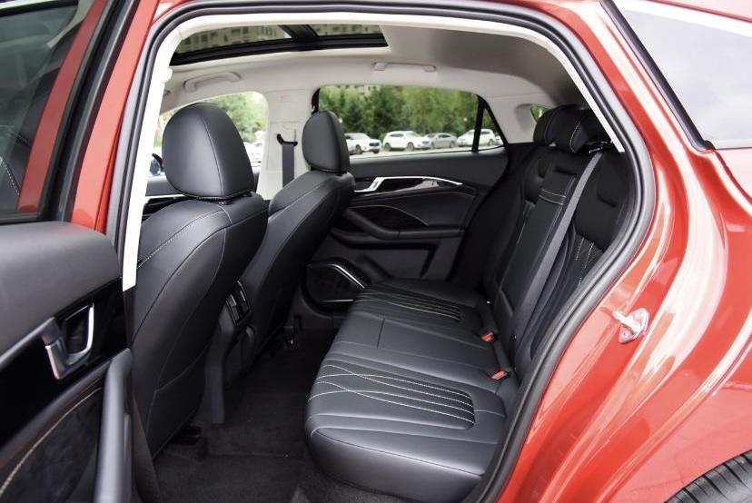 奔騰,奔騰B70,奧迪A6L,奧迪,奧迪A6