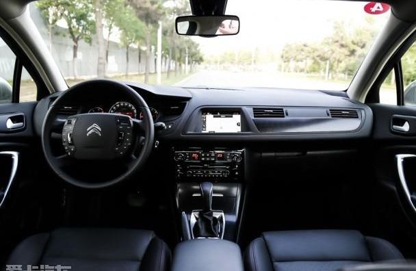 雪鐵龍,奔馳,東風,奔馳E級,北京