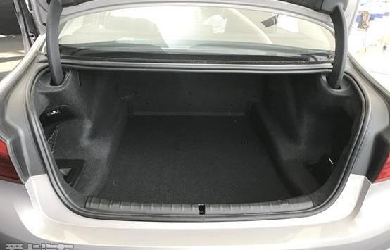 寶馬,寶馬5系,奔馳,寶馬7系,奧迪A6L