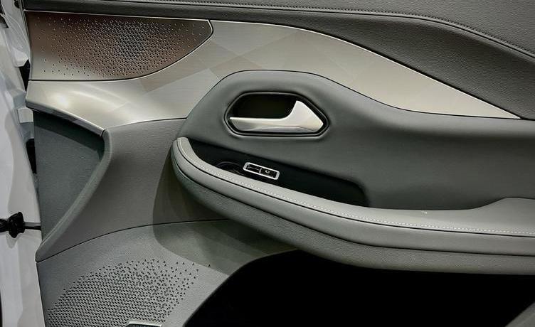 奔馳C級,奔馳,理念,遠程