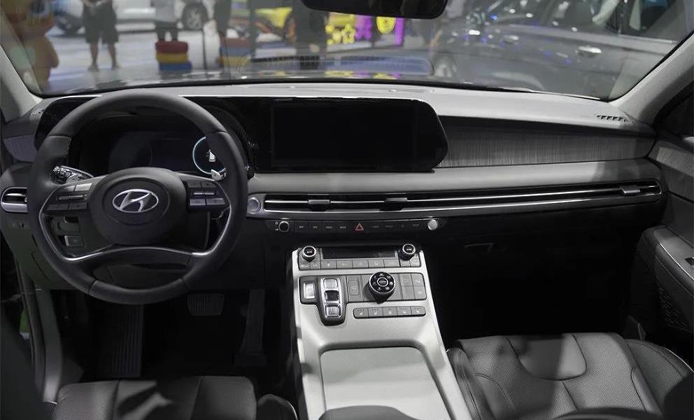 帕里斯帝,漢蘭達,漢,現代,理想ONE